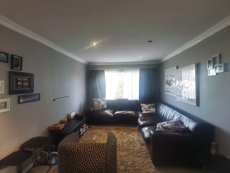 2 Bedroom Property for Sale in Fairview Eastern Cape